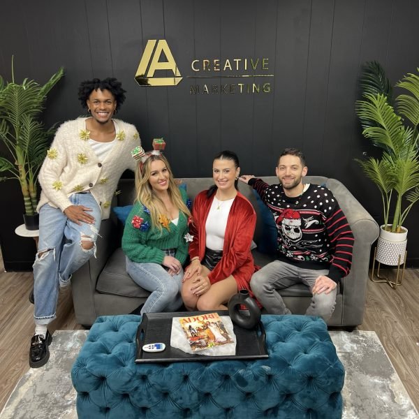 Facetune_15-12-2023-23-08-37